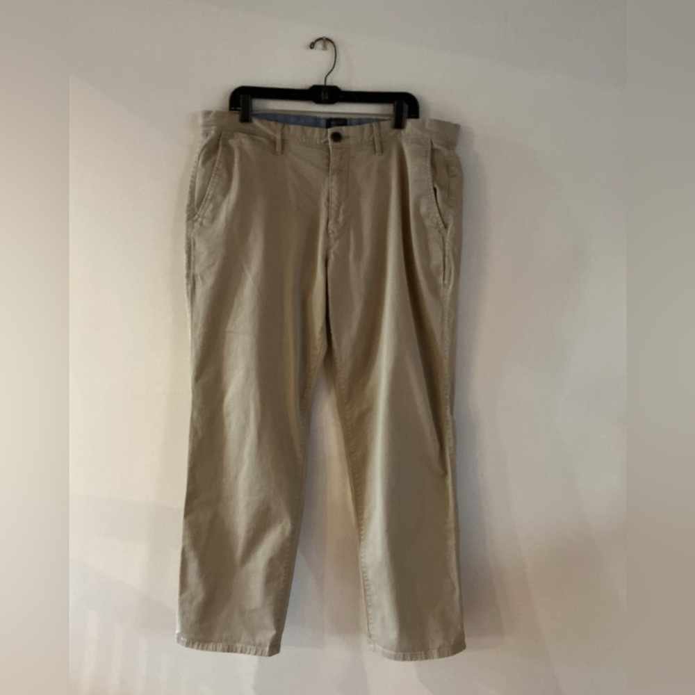 GAP Men's Khaki Chinos
